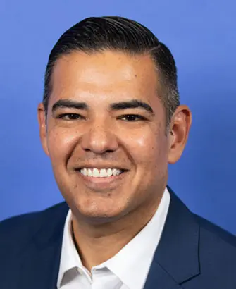 Portrait of Robert Garcia