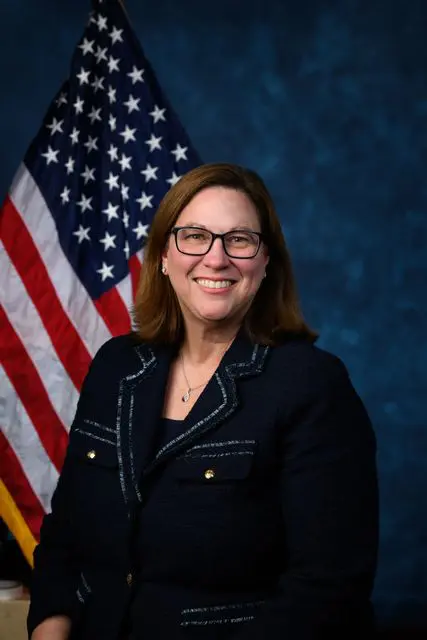 Portrait of Julie Johnson