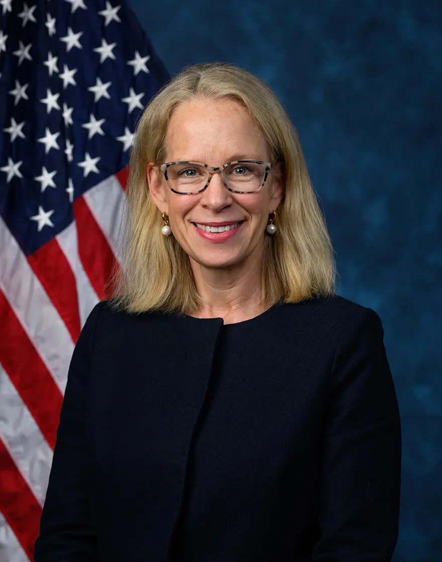Portrait of Kelly Morrison