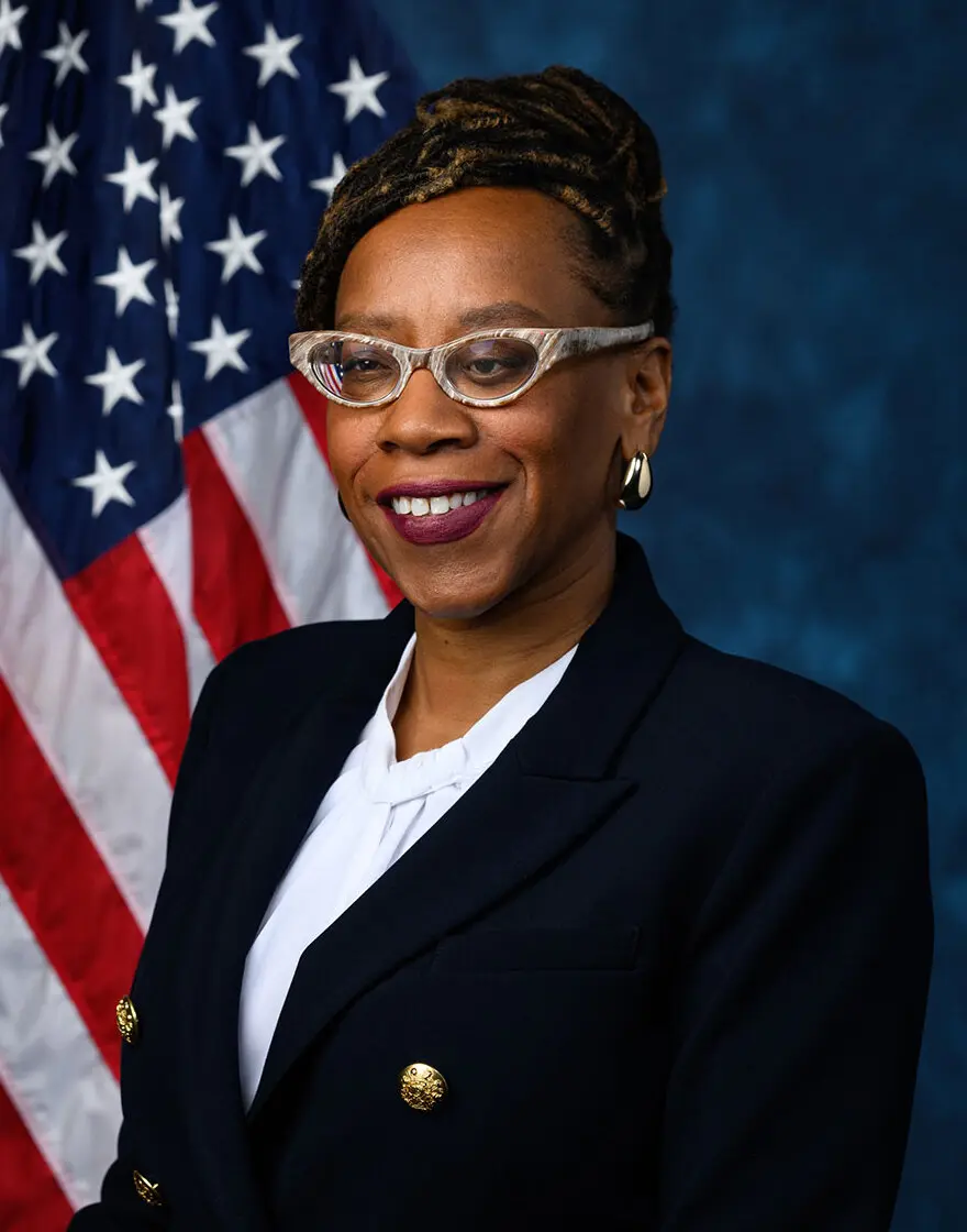 Portrait of Lateefah Simon