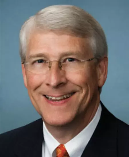 Portrait of Roger Wicker